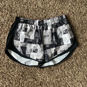 Nike Printed Tempo Shorts